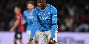 记者：奥斯梅恩再次拒绝与利雅得新月会面